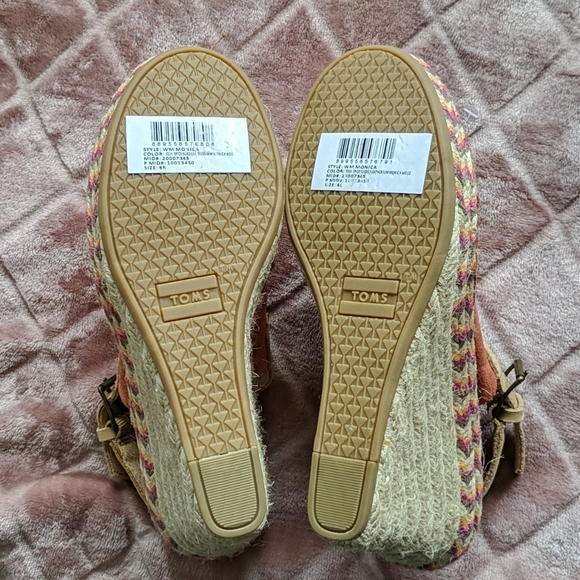 NWT TOMs Spiced Suede Coral Monica Wedges - Picture 5 of 6